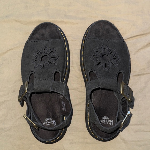 Dunnet Flower Sandals - Picture 5 of 8